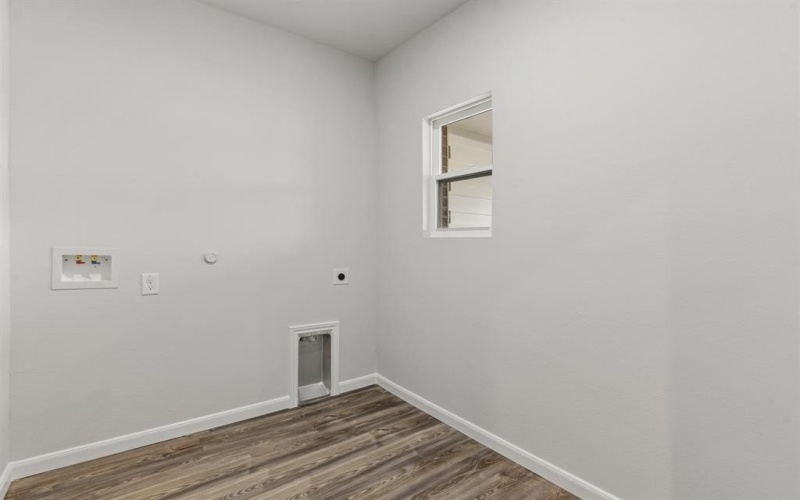 116 Annabelle Street, Cleburne, TX 76031, 3 Bedrooms Bedrooms, ,2 BathroomsBathrooms,Residential,For Sale,116 Annabelle Street,20821418