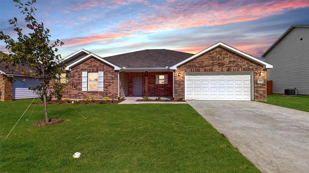112 Annabelle Street, Cleburne, TX 76031, 3 Bedrooms Bedrooms, ,2 BathroomsBathrooms,Residential,For Sale,112 Annabelle Street,20821426