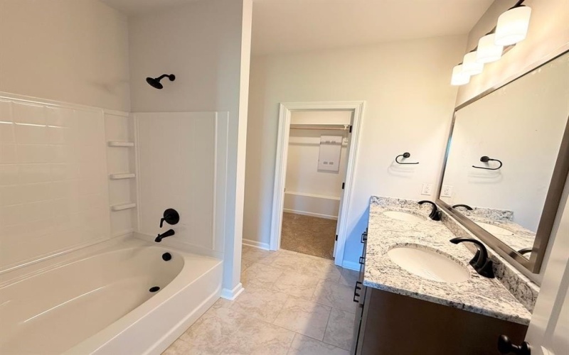 1196 BAYOU BAY Court, Frierson, LA 71027, 3 Habitaciones Habitaciones , ,2 BañosBaños,Residential,En Venta,1196 BAYOU BAY Court,20821635