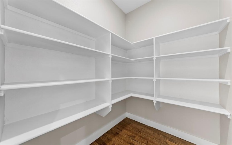 548 Faulk Street, Dallas, TX 75203, 3 Bedrooms Bedrooms, ,2 BathroomsBathrooms,Residential,For Sale,548 Faulk Street,20818194