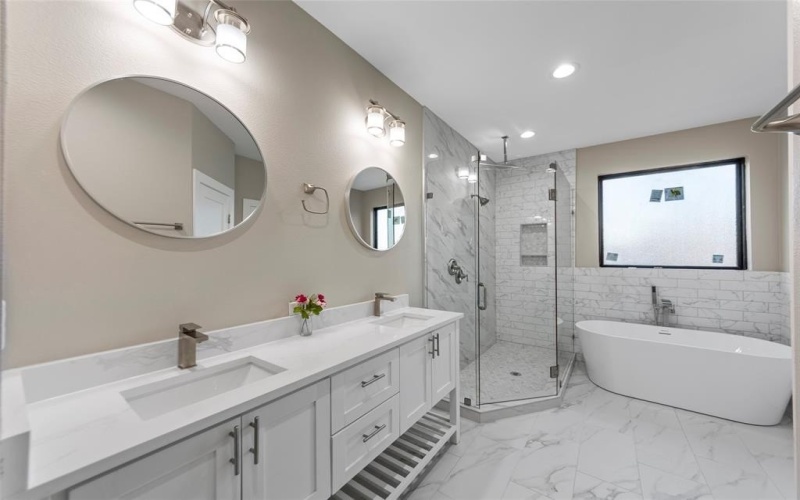 548 Faulk Street, Dallas, TX 75203, 3 Bedrooms Bedrooms, ,2 BathroomsBathrooms,Residential,For Sale,548 Faulk Street,20818194