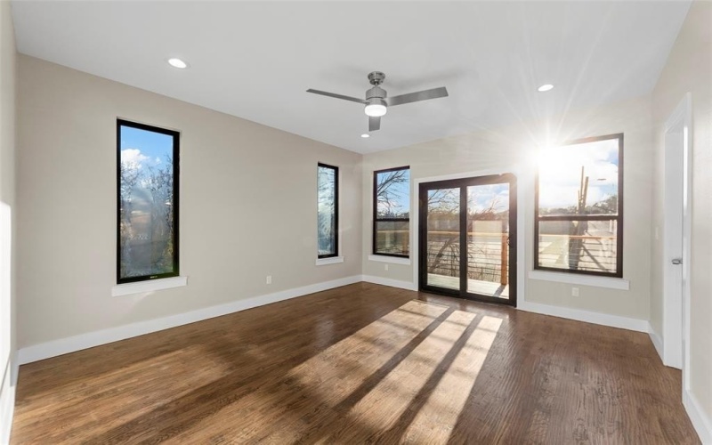 548 Faulk Street, Dallas, TX 75203, 3 Bedrooms Bedrooms, ,2 BathroomsBathrooms,Residential,For Sale,548 Faulk Street,20818194