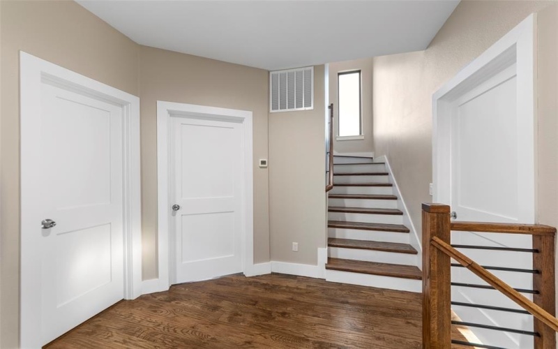 548 Faulk Street, Dallas, TX 75203, 3 Bedrooms Bedrooms, ,2 BathroomsBathrooms,Residential,For Sale,548 Faulk Street,20818194