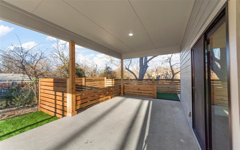 548 Faulk Street, Dallas, TX 75203, 3 Bedrooms Bedrooms, ,2 BathroomsBathrooms,Residential,For Sale,548 Faulk Street,20818194