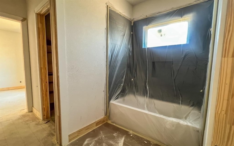 125 Desperado Way, Weatherford, TX 76088, 3 Bedrooms Bedrooms, ,3 BathroomsBathrooms,Residential,For Sale,125 Desperado Way,20821847