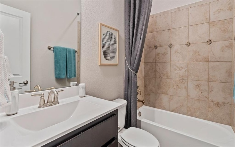 1315 SPEERS Drive, Mansfield, TX 76063, 4 Habitaciones Habitaciones , ,3 BañosBaños,Residential,En Venta,1315 SPEERS Drive,20825000