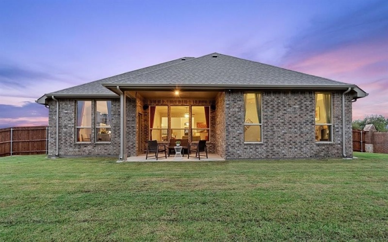 1315 SPEERS Drive, Mansfield, TX 76063, 4 Habitaciones Habitaciones , ,3 BañosBaños,Residential,En Venta,1315 SPEERS Drive,20825000
