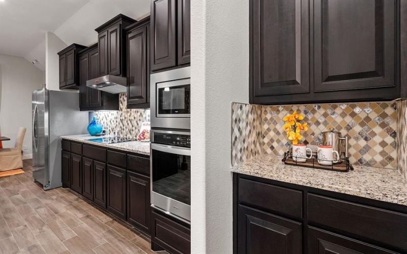 1315 SPEERS Drive, Mansfield, TX 76063, 4 Habitaciones Habitaciones , ,3 BañosBaños,Residential,En Venta,1315 SPEERS Drive,20825000