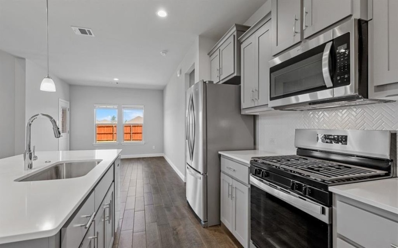 1409 SPEERS Drive, Mansfield, TX 76063, 5 Habitaciones Habitaciones , ,3 BañosBaños,Residential,En Venta,1409 SPEERS Drive,20825123