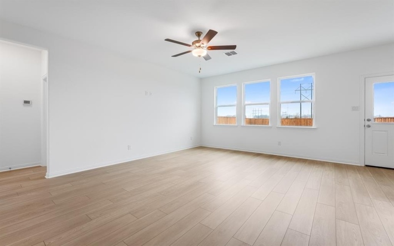 1117 Salado Street, Crandall, TX 75114, 5 Bedrooms Bedrooms, ,3 BathroomsBathrooms,Residential,For Sale,1117 Salado Street,20825293