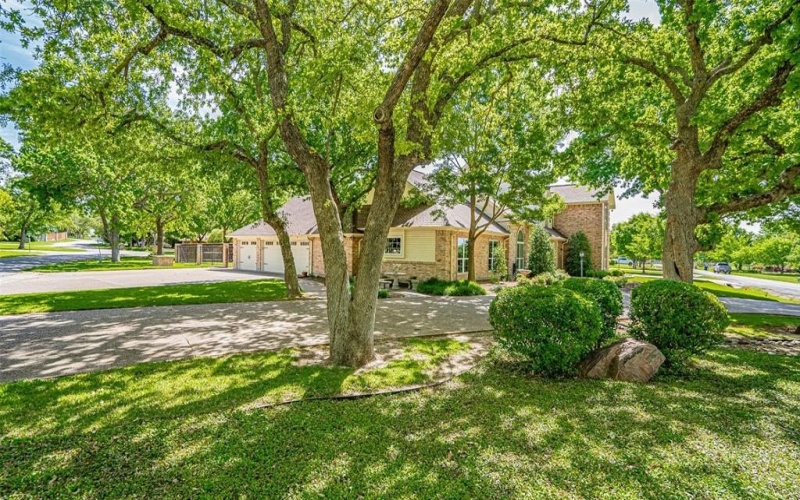 101 Hudson Drive, Stephenville, TX 76401, 4 Bedrooms Bedrooms, ,5 BathroomsBathrooms,Residential,For Sale,101 Hudson Drive,20825383