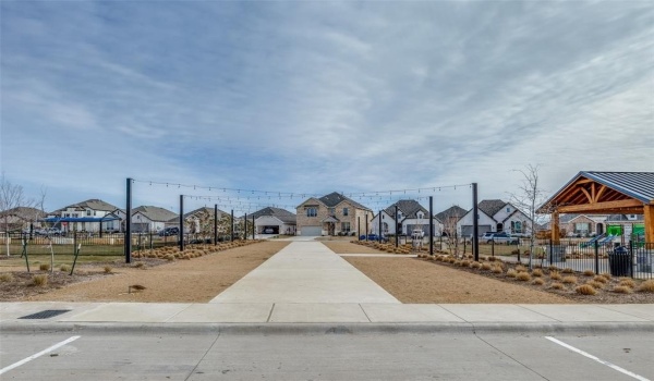 3809 Paradise Way, Sherman, TX 75090, 3 Bedrooms Bedrooms, ,3 BathroomsBathrooms,Residential,For Sale,3809 Paradise Way,20825536