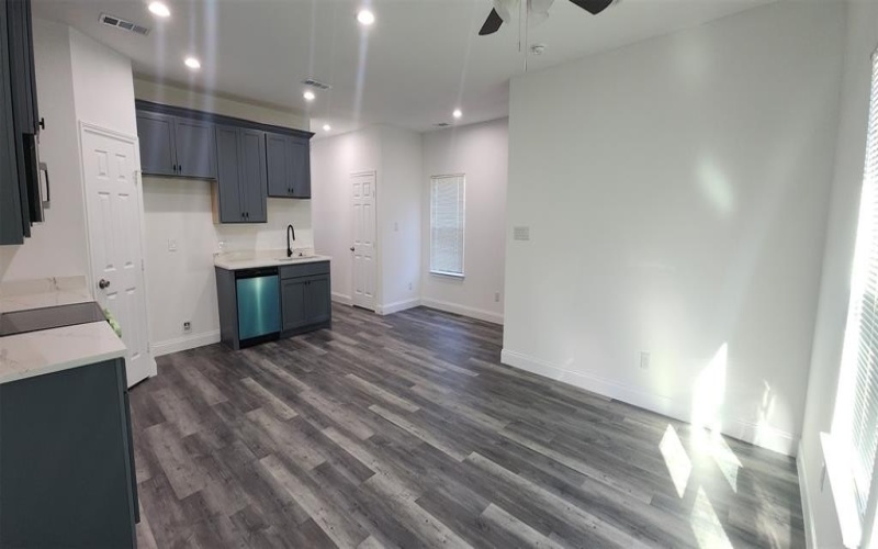 2005 Stuart Street #A, Greenville, TX 75401, 3 Bedrooms Bedrooms, ,3 BathroomsBathrooms,Residential Lease,For Rent,2005 Stuart Street,20825556