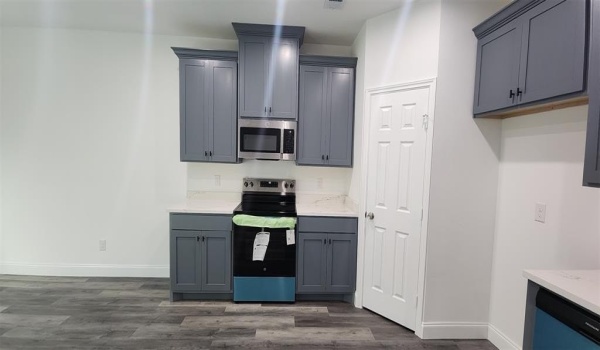 2005 Stuart Street #A, Greenville, TX 75401, 3 Bedrooms Bedrooms, ,3 BathroomsBathrooms,Residential Lease,For Rent,2005 Stuart Street,20825556