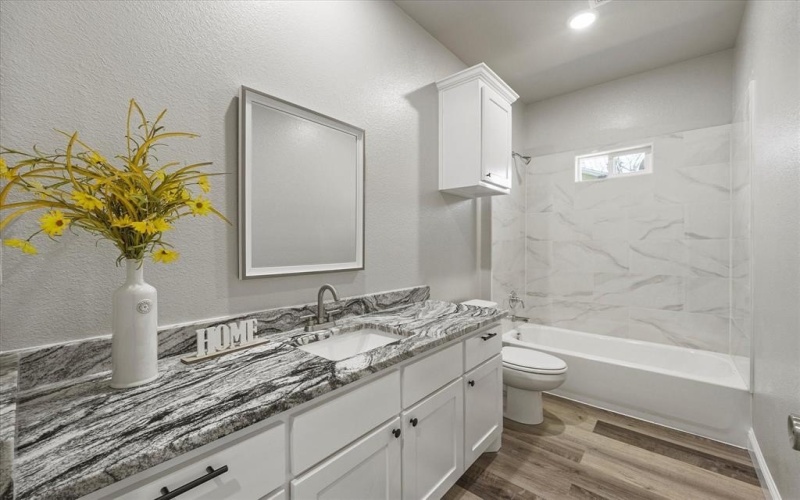 3202 Poplar Street, Greenville, TX 75402, 3 Bedrooms Bedrooms, ,2 BathroomsBathrooms,Residential,For Sale,3202 Poplar Street,20825592