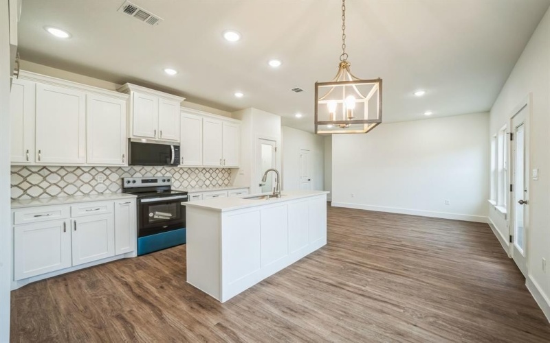 5912 Tin Top Highway, Granbury, TX 76048, 3 Bedrooms Bedrooms, ,2 BathroomsBathrooms,Residential,For Sale,5912 Tin Top Highway,20825602