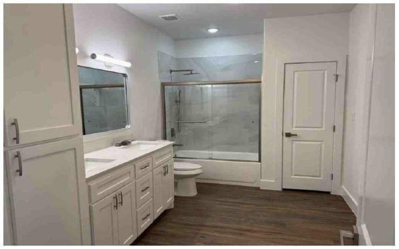 5912 Tin Top Highway, Granbury, TX 76048, 3 Bedrooms Bedrooms, ,2 BathroomsBathrooms,Residential,For Sale,5912 Tin Top Highway,20825602
