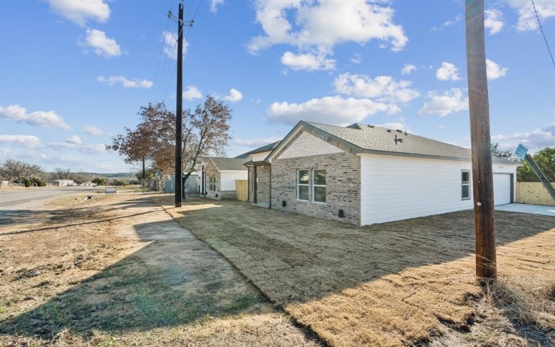 5914 Tin Top Highway, Granbury, TX 76048, 3 Bedrooms Bedrooms, ,2 BathroomsBathrooms,Residential,For Sale,5914 Tin Top Highway,20825619