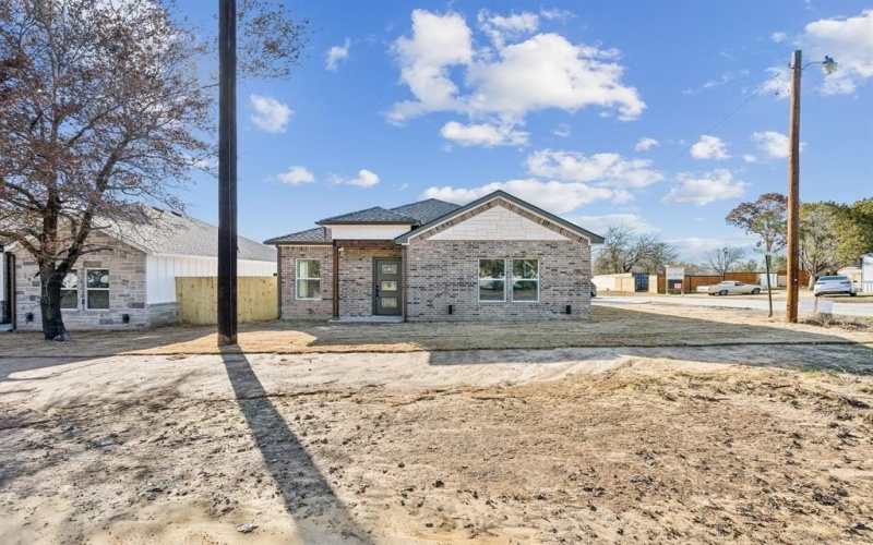 5914 Tin Top Highway, Granbury, TX 76048, 3 Bedrooms Bedrooms, ,2 BathroomsBathrooms,Residential,For Sale,5914 Tin Top Highway,20825619