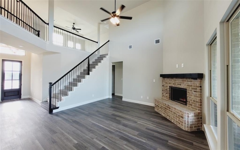6831 Hayes Road, Midlothian, TX 76065, 5 Bedrooms Bedrooms, ,3 BathroomsBathrooms,Residential,For Sale,6831 Hayes Road,20826008