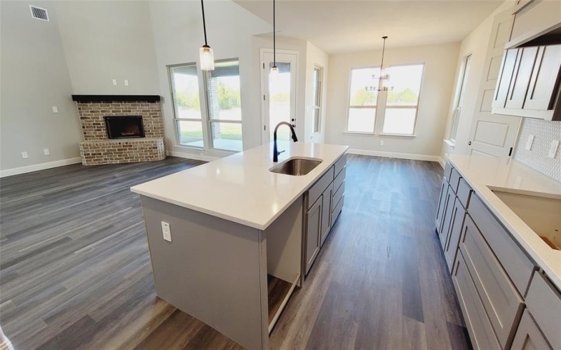 6831 Hayes Road, Midlothian, TX 76065, 5 Bedrooms Bedrooms, ,3 BathroomsBathrooms,Residential,For Sale,6831 Hayes Road,20826008