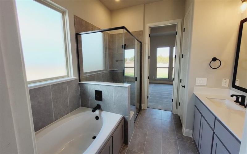 6831 Hayes Road, Midlothian, TX 76065, 5 Bedrooms Bedrooms, ,3 BathroomsBathrooms,Residential,For Sale,6831 Hayes Road,20826008