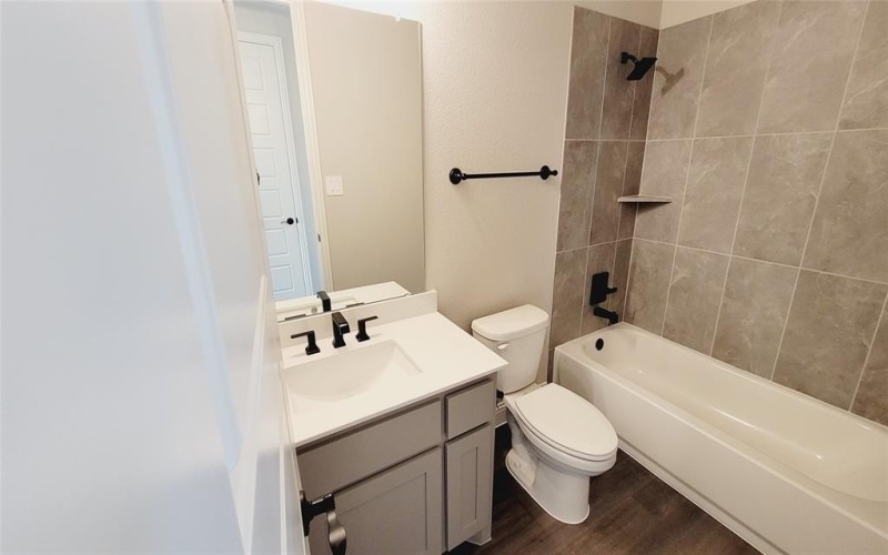 6831 Hayes Road, Midlothian, TX 76065, 5 Bedrooms Bedrooms, ,3 BathroomsBathrooms,Residential,For Sale,6831 Hayes Road,20826008
