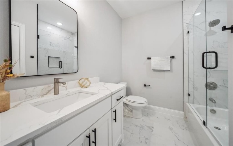 1103 Bandera Trail, Granbury, TX 76048, 3 Bedrooms Bedrooms, ,2 BathroomsBathrooms,Residential,For Sale,1103 Bandera Trail,20822857