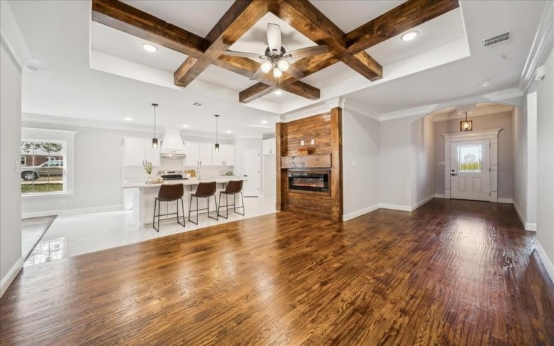 1103 Bandera Trail, Granbury, TX 76048, 3 Bedrooms Bedrooms, ,2 BathroomsBathrooms,Residential,For Sale,1103 Bandera Trail,20822857