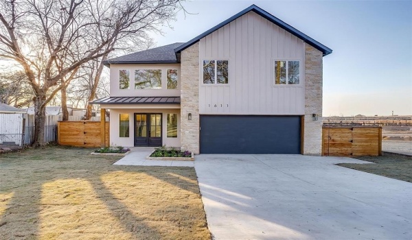 1611 Nancy Lane, River Oaks, TX 76114, 4 Bedrooms Bedrooms, ,2 BathroomsBathrooms,Residential,For Sale,1611 Nancy Lane,20823100