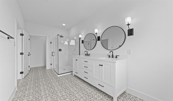 3806 Hickory Street, Sherman, TX 75092, 3 Bedrooms Bedrooms, ,2 BathroomsBathrooms,Residential,For Sale,3806 Hickory Street,20823136