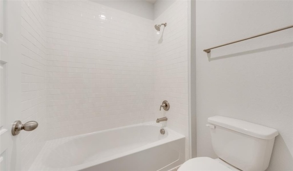 2036 Burriana Court, Little Elm, TX 75068, 4 Bedrooms Bedrooms, ,3 BathroomsBathrooms,Residential,For Sale,2036 Burriana Court,20823224