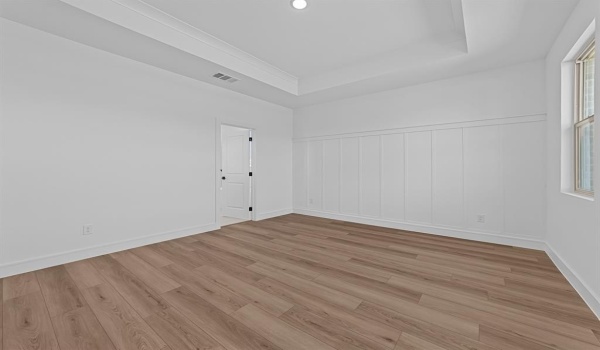 3501 Hickory Street, Sherman, TX 75092, 5 Bedrooms Bedrooms, ,5 BathroomsBathrooms,Residential,For Sale,3501 Hickory Street,20823250