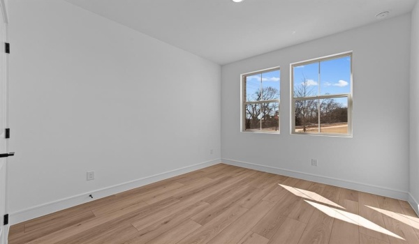 3501 Hickory Street, Sherman, TX 75092, 5 Bedrooms Bedrooms, ,5 BathroomsBathrooms,Residential,For Sale,3501 Hickory Street,20823250