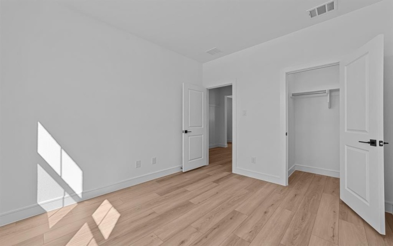 3501 Hickory Street, Sherman, TX 75092, 5 Bedrooms Bedrooms, ,5 BathroomsBathrooms,Residential,For Sale,3501 Hickory Street,20823250