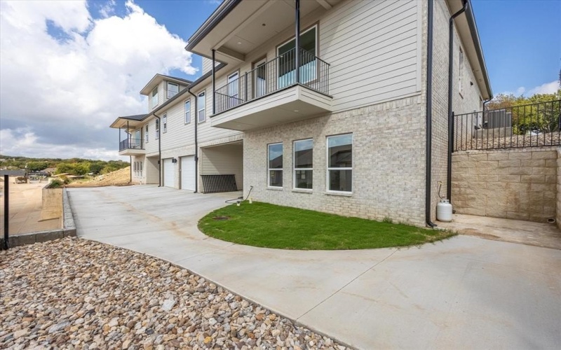 5128 Country Club, Granbury, TX 76049, 4 Bedrooms Bedrooms, ,3 BathroomsBathrooms,Residential,For Sale,5128 Country Club,20823303