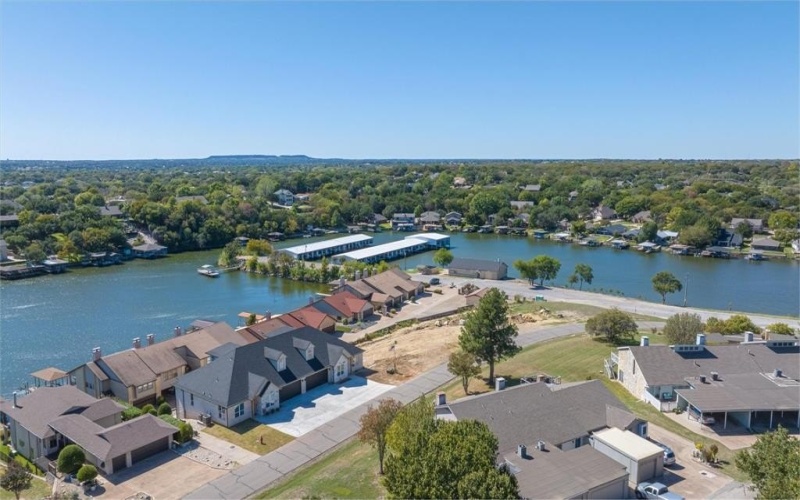 5128 Country Club, Granbury, TX 76049, 4 Bedrooms Bedrooms, ,3 BathroomsBathrooms,Residential,For Sale,5128 Country Club,20823303