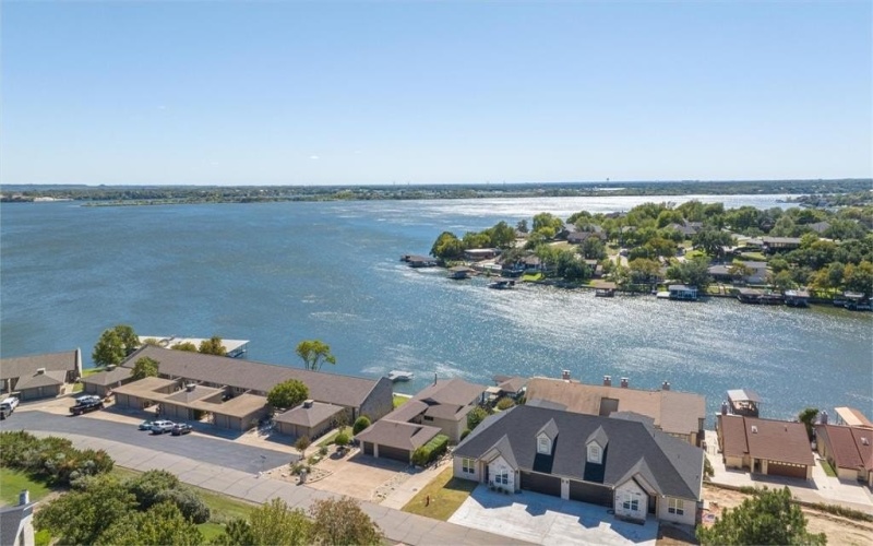 5128 Country Club, Granbury, TX 76049, 4 Bedrooms Bedrooms, ,3 BathroomsBathrooms,Residential,For Sale,5128 Country Club,20823303