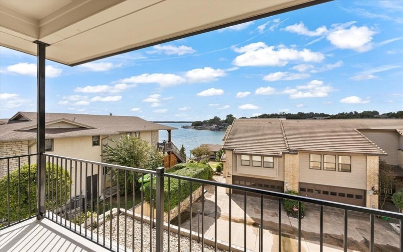 5128 Country Club, Granbury, TX 76049, 4 Bedrooms Bedrooms, ,3 BathroomsBathrooms,Residential,For Sale,5128 Country Club,20823303