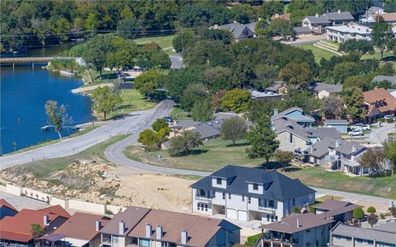 5128 Country Club, Granbury, TX 76049, 4 Bedrooms Bedrooms, ,3 BathroomsBathrooms,Residential,For Sale,5128 Country Club,20823303