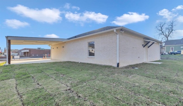 602 N Bois D Arc Avenue, Tyler, TX 75702, 3 Bedrooms Bedrooms, ,2 BathroomsBathrooms,Residential,For Sale,602 N Bois D Arc Avenue,20823686