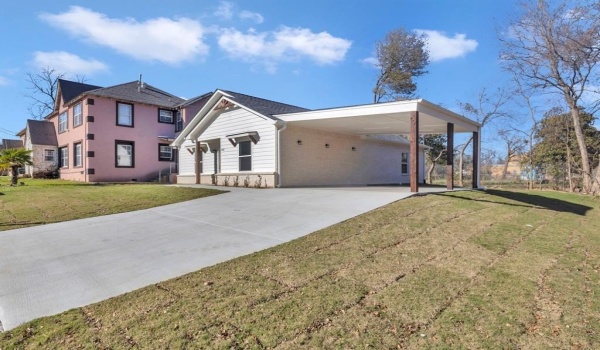 602 N Bois D Arc Avenue, Tyler, TX 75702, 3 Bedrooms Bedrooms, ,2 BathroomsBathrooms,Residential,For Sale,602 N Bois D Arc Avenue,20823686
