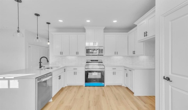 602 N Bois D Arc Avenue, Tyler, TX 75702, 3 Bedrooms Bedrooms, ,2 BathroomsBathrooms,Residential,For Sale,602 N Bois D Arc Avenue,20823686
