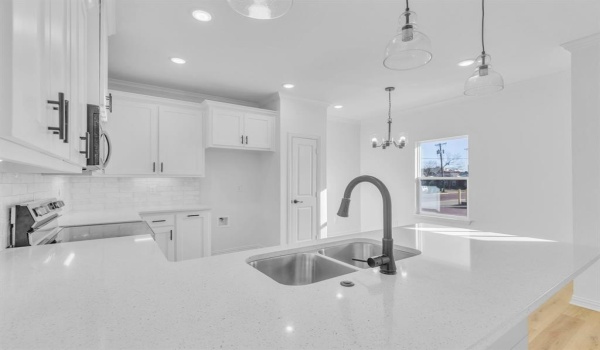 602 N Bois D Arc Avenue, Tyler, TX 75702, 3 Bedrooms Bedrooms, ,2 BathroomsBathrooms,Residential,For Sale,602 N Bois D Arc Avenue,20823686