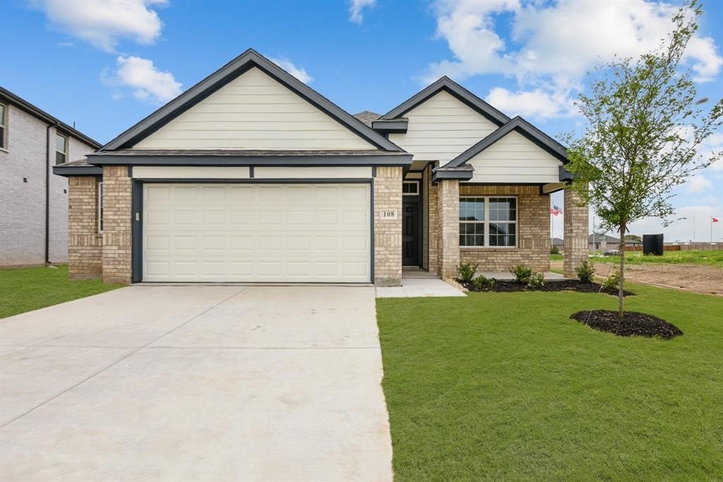 108 Drovers Drive, Cleburne, TX 76031, 3 Bedrooms Bedrooms, ,2 BathroomsBathrooms,Residential,For Sale,108 Drovers Drive,20823856