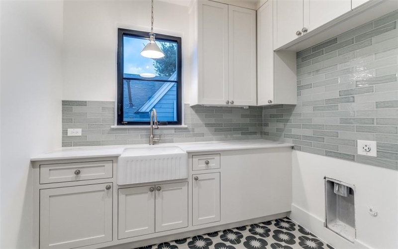4073 Stanford Avenue, University Park, TX 75225, 5 Habitaciones Habitaciones , ,6 BañosBaños,Residential,En Venta,4073 Stanford Avenue,20823336