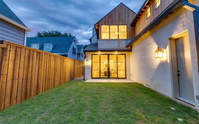 4073 Stanford Avenue, University Park, TX 75225, 5 Habitaciones Habitaciones , ,6 BañosBaños,Residential,En Venta,4073 Stanford Avenue,20823336
