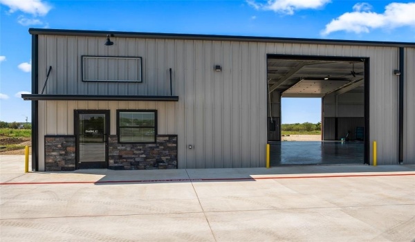 2036 Seaborn Road #BLDG.3, STE.A, Ponder, TX 76259, ,Other,For Sale,2036 Seaborn Road,20823898