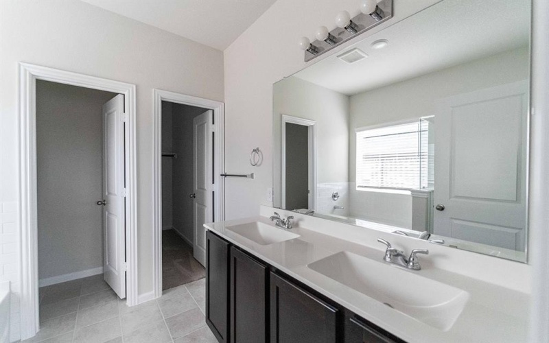 2908 Rosemary Drive, Sherman, TX 75092, 4 Bedrooms Bedrooms, ,2 BathroomsBathrooms,Residential,For Sale,2908 Rosemary Drive,20824148