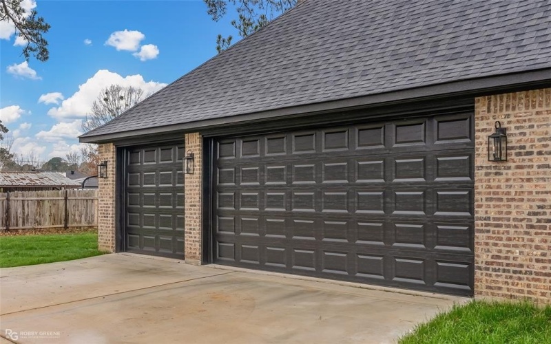 207 Marble Place, Haughton, LA 71037, 4 Bedrooms Bedrooms, ,3 BathroomsBathrooms,Residential,For Sale,207 Marble Place,20824191